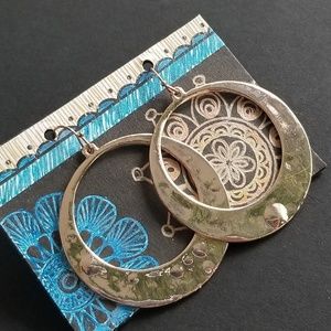 Gold hoop earrings 2/$15